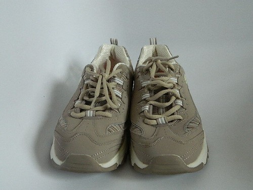 New Skechers Air-Cooled Memory Foam Womens Tan & White Glitter Shoes Size 8.5 - Picture 2 of 8