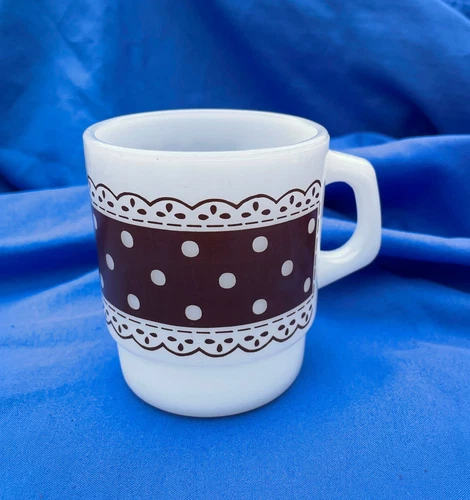 Vintage Anchor Hocking Fire King Mug Brown Dot Brown Lace Milk Glass Coffee Cup 