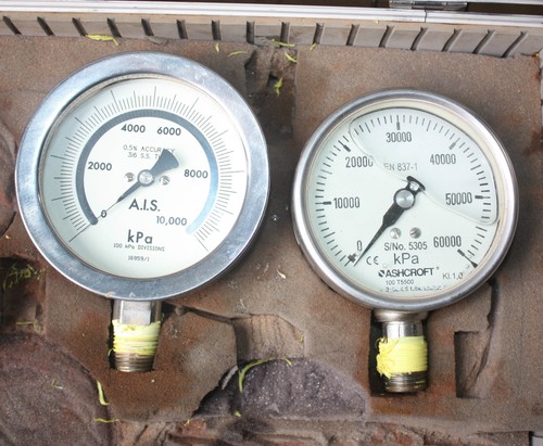 ASHCROFT EN 837-1 60kPa & A.I.S. 16959-2 100kPa CALIBRATOR PRESSURE GAUGES Case - 第 2/11 張圖片