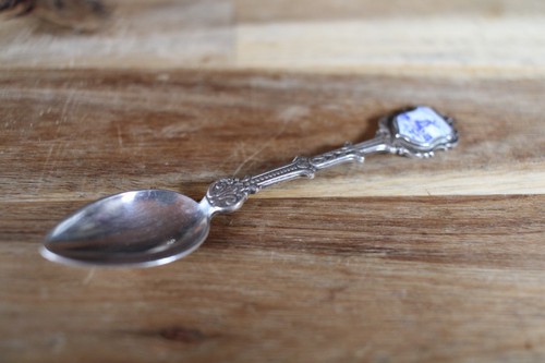 Vintage Continental 900 Silver Holland Spoon with Enamel Windmill Scene - Picture 4 of 7