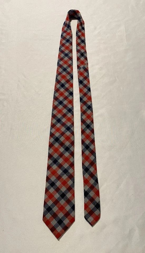 Gravata masculina xadrez cinza vermelha azul marinho mistura de lã Tommy Hilfiger em excelente estado usado - Imagem 3 de 4