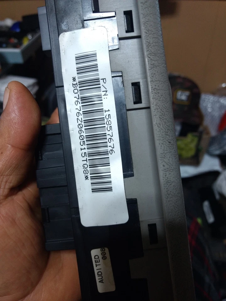 ✅06-09 INTERRUPTOR VENTANA ELÉCTRICA DELANTERA LADO PASAJERO DERECHO CHEVY TRAILBLAZER 15857676 Foto 3 de 4