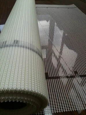 Fibreglass Mesh 160g/m2 For Plaster Rendering and Crack Repairing 1m x 1m - Image 1 of 4