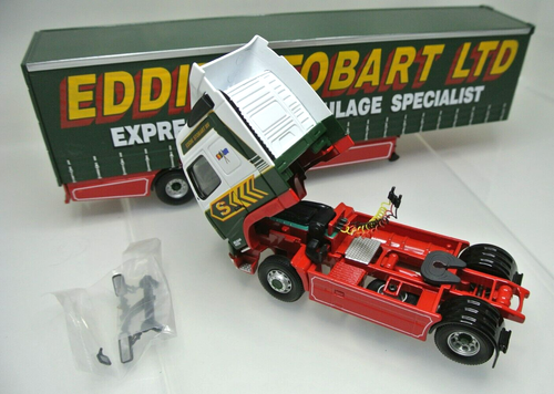 Corgi CC12401 Volvo Globetrotter Truck & Curtainside Trailer - Eddie Stobart Ltd - Picture 8 of 15