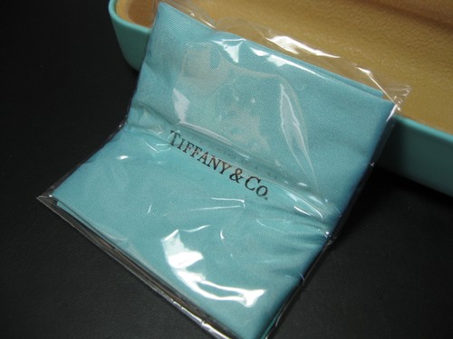 Tiffany & Co Sunglass Hard Case, Box And Cleaning Cloth blue sunglasses glasses - Picture 4 of 11