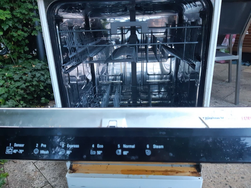 defekte Spülmaschine zu verschenken