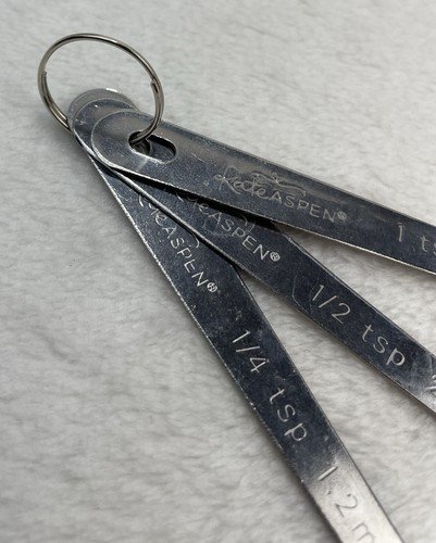 Kate Aspen Heart Shaped Measuring Spoon Set of 3 Each with a different SayIng ❤️ - Picture 8 of 10