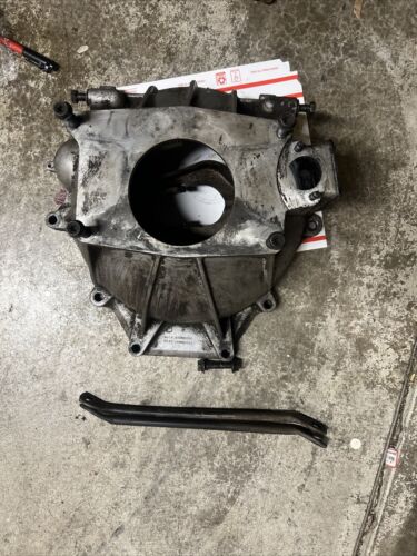 1982-1992 Borg Warner S-10 T-5 Bellhousing 2.8 Manual 5 Speed **Minor Damage**