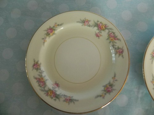 2 Homer Laughlin Nautilus Darcy Pattern Bread/Dessert Plate 6 1/4" Floral USA - Picture 2 of 9