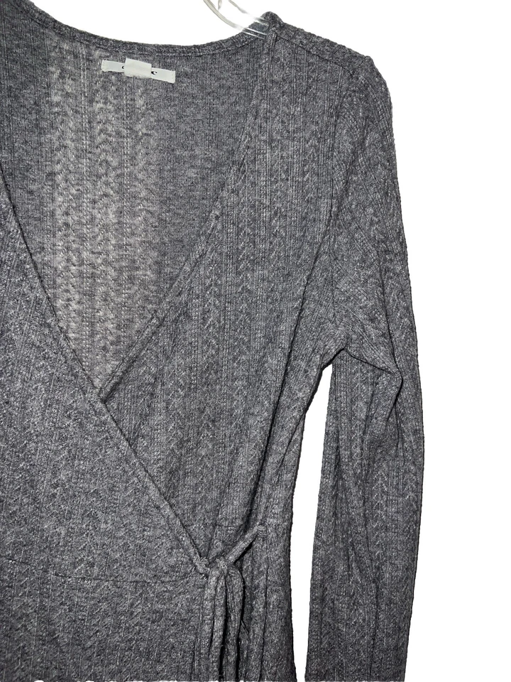 Vestido suéter envolvente O’neil talla M longitud 33” gris manga larga #J2 Foto 3 de 4
