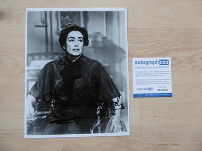 Joan Crawford Autogramm signed 19,5x20,5 cm Foto ACOA