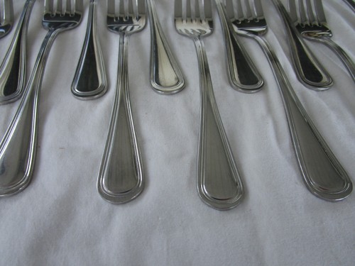 17 STÜCK~~62 Update "Regency"~[ QUALITÄT 18/8 EDELSTAHL ] 6-3/4" GABELN~~SAUBER!!! - Bild 5 von 9