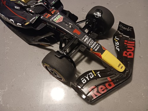 Coche Maisto Tech R/C 1:10 Max Verstappen Red Bull Racing Fórmula Uno F1 - Imagen 2 de 16