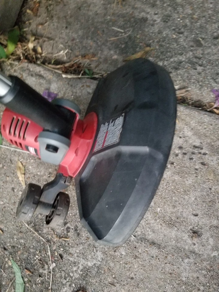 Craftsman 30383 110V Trimmer - Used, Trimmer Head Needs Replacement - Image 3 of 4