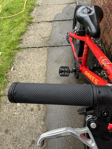 Dawes Bullet lightweight kids bike. Red 20” wheels - Picture 7 of 21