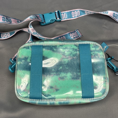 UGG JANEY II BORSA FOTOCAMERA A TRACOLLA IN PELLICCIA SINTETICA COLOR VERDE ACQUA TRASPARENTE - Foto 3 di 8