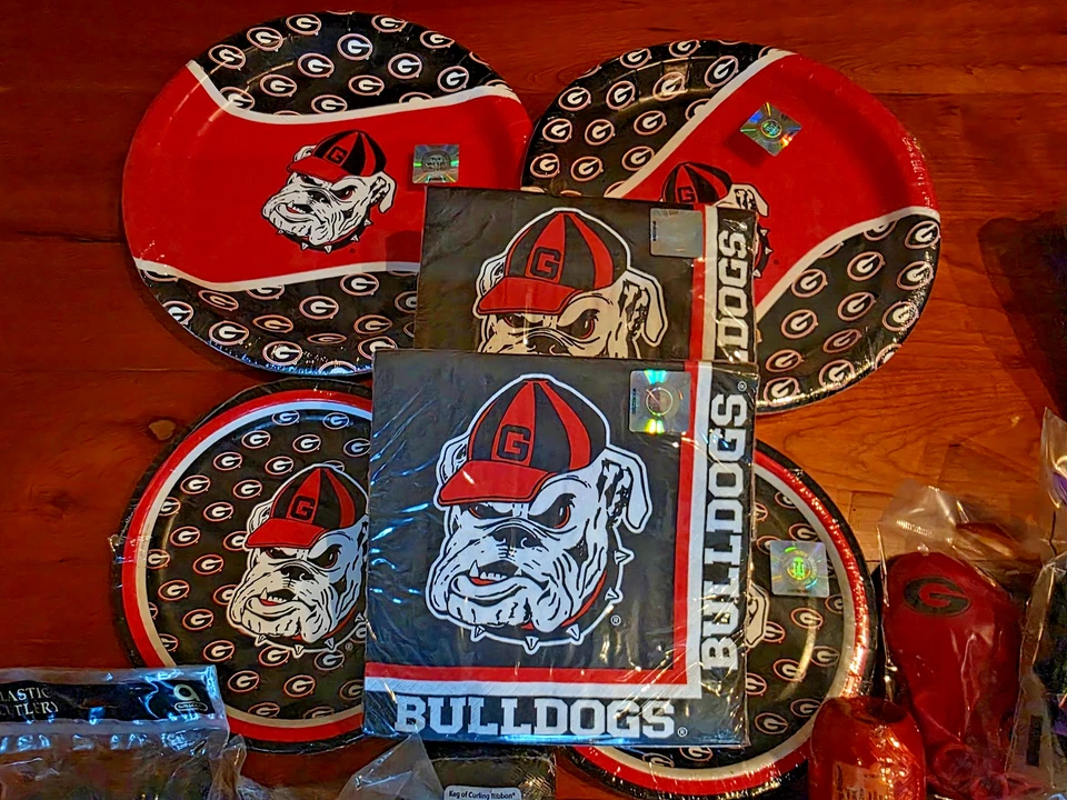 Georgia Bulldogs Copos, Pratos, Balões, Toalha de Mesa - Festa - Porta Traseira - Novo! - Imagem 2 de 4