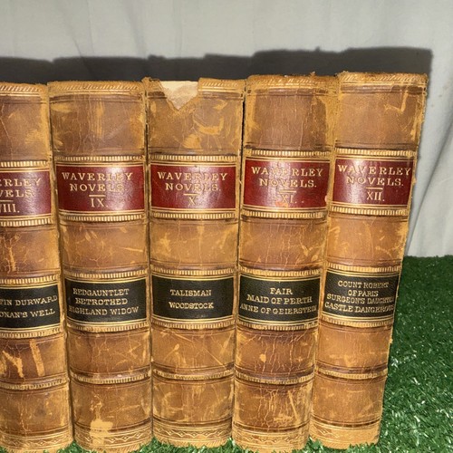 Waverly Novels -12 Volumes By Walter Scott-1862-Hardcover/Leather Back - Picture 4 of 24