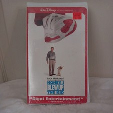 Brand New Sealed Rick Moranis in Honey, I Blew Up the Kid VHS Vintage