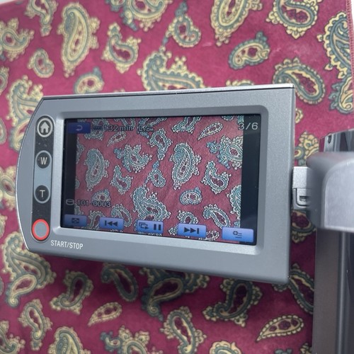 Sony Handycam DCR-SR52E Camcorder 30GB HDD + Charger, Battery, Dock, Guide, CD's - Picture 11 of 17