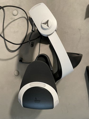 Sony PlayStation VR - Controller+ Camera + All Hardware - Picture 7 of 21