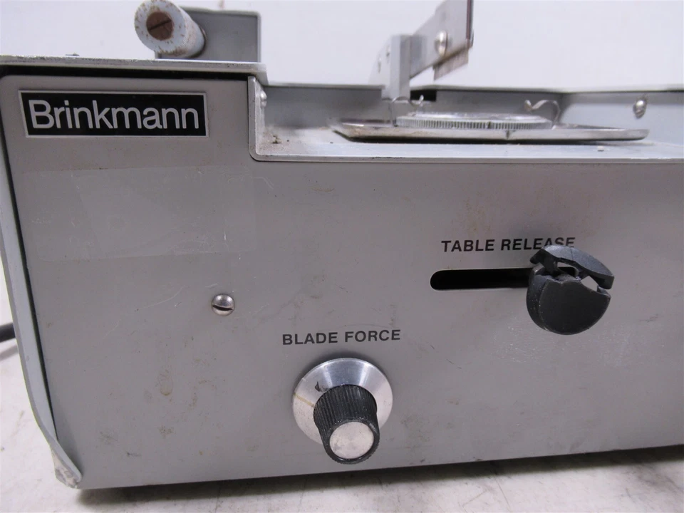 Dispositivo de laboratorio picadora de tejidos McIlwain de ingeniería de laboratorio Brinkmann Mickle  Foto 3 de 4