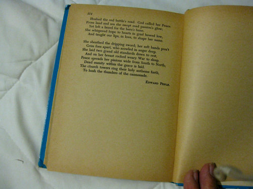 The Shirley Temple  Edition of  THE LITTLEST REBEL 1939   214 PAGES - Picture 7 of 7