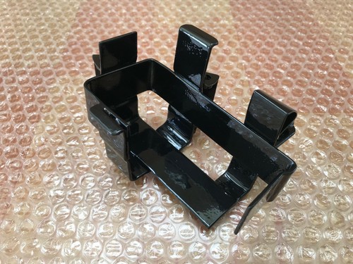Honda Z50A Z50 1969-1970 Z50A K1 Mini Trail Batería Soporte Polvo Nuevo. - Imagen 11 de 12