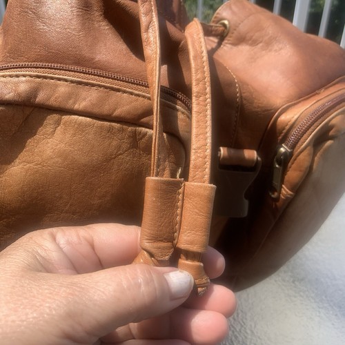 Vintage Y2K Boulder Ridge Full Grain Cowhide Backpack Columbia Cinch & Snap Shut - Picture 16 of 24