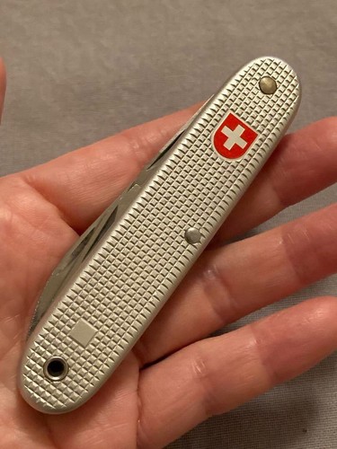 Victorinox Soldier 1982 Swiss Army Knife With Leather Sheath Sharpener Used - Picture 15 of 20