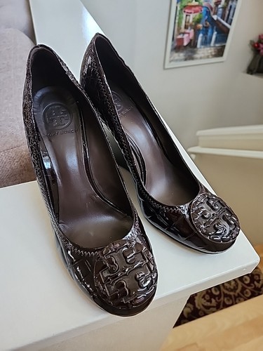 Zapatos de tacón de cuña para mujer Tory Burch marrón Reva Sophie charol Corco talla 8,5 - Imagen 2 de 10