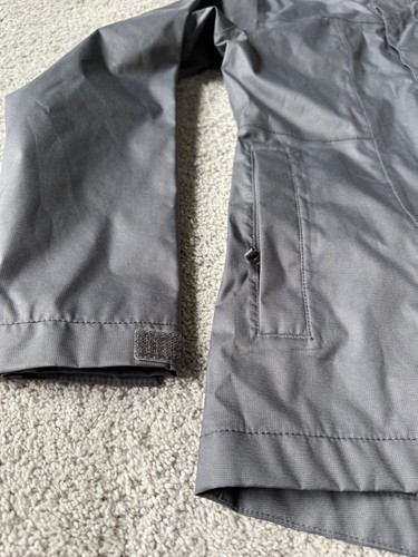 NorthFace Girls size 10/12 Spring lightweight jacket Dry vent Hooded Grey - Picture 4 of 9