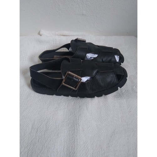 Main Frame Black Leather Sandals Size 7.5 - Picture 5 of 7