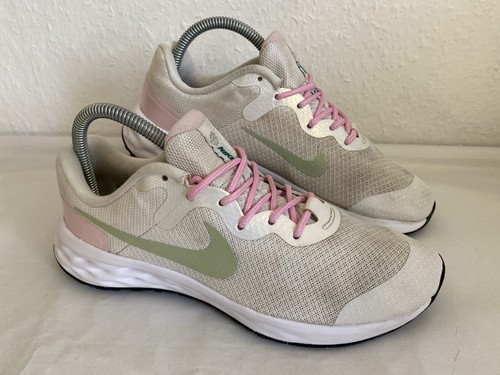 Nike Revolution 6 / White Honeydew Pink / DR9980 115 / Size 6Y UK 5.5 - Picture 3 of 8