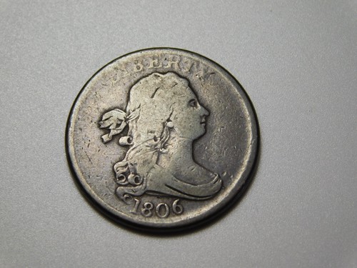 MONEDA ANTIGUA DE ESTADOS UNIDOS 1806 LIBERTAD PEQUEÑA 6 SIN TALLOS BUSTO DRAPEADO 1/2 MEDIO CENTAVO - Imagen 1 de 9