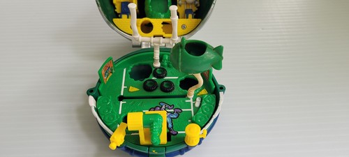TMNT Mini Mutants Michaelangelo's Football Playset 1994 Playmates With Figures - Picture 3 of 16