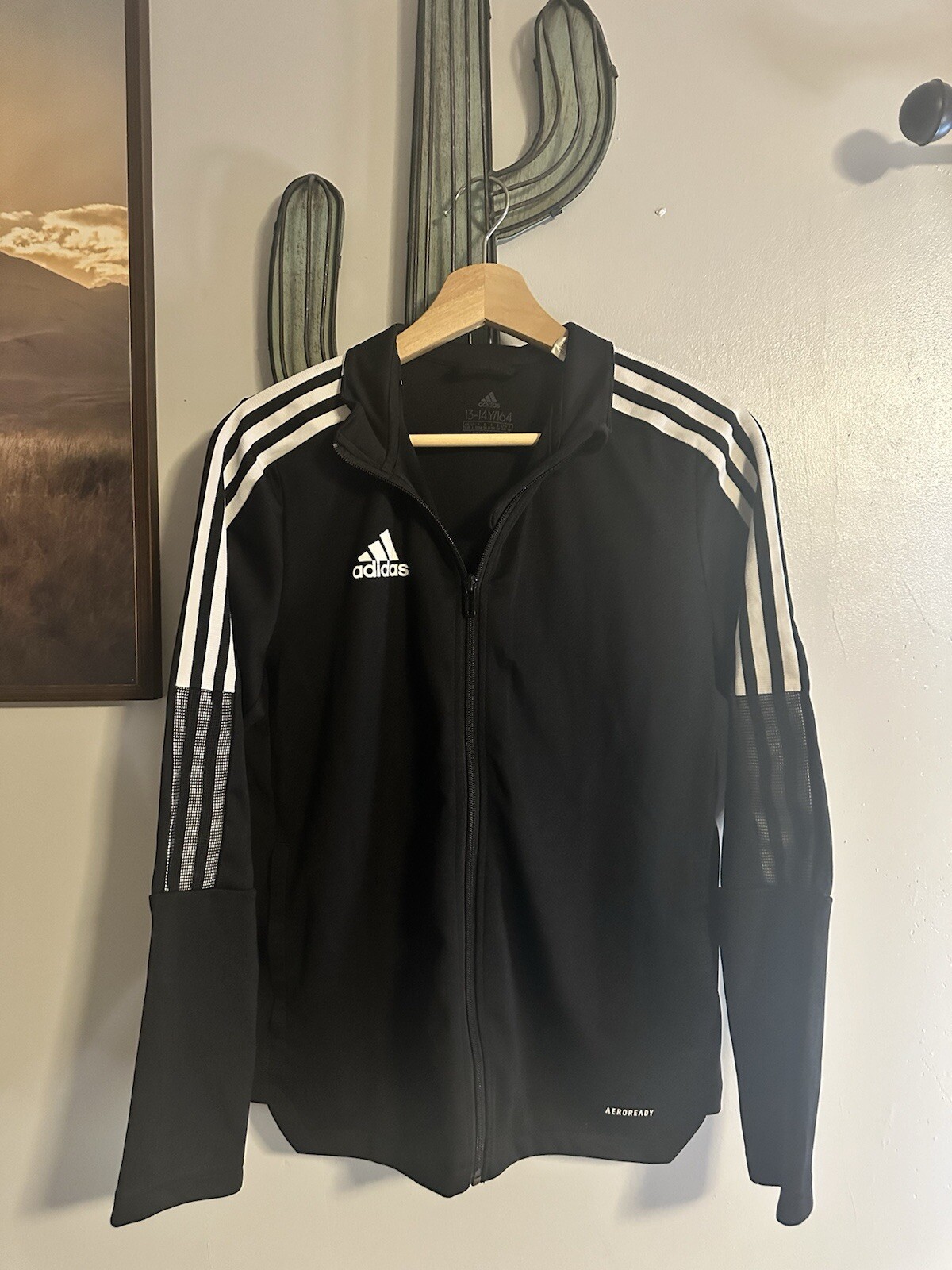 Picture 1 of 5