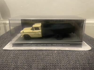 CHEVROLET APACHE C30 ONE TON TRUCK James Bond Collection #126 RUSSIA WITH LOVE