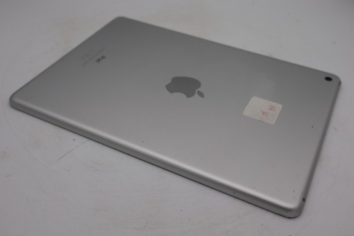 Apple iPad 6.Gen 2018 32GB WiFi  Wlan Weiß A1893 Displayschaden #5181 - Bild 4 von 6