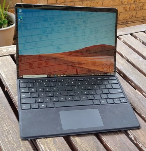 Microsoft Surface Pro X (256GB/8GB) 4G + Keyboard - Picture 6 of 6