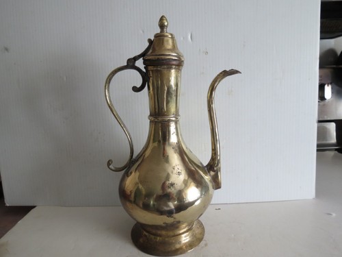 Gorgeous Vintage Arabic Middle Eastern Handmade 12-1/2" Tall Brass Tea Pot - 第 1/16 張圖片