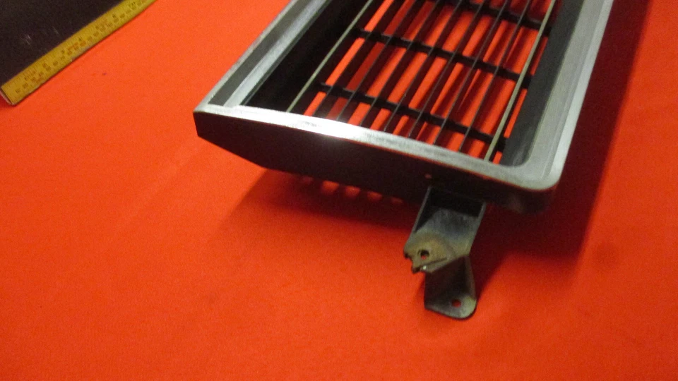 GMC S15 1983-1990 y parrilla delantera Jimmy Foto 2 de 4