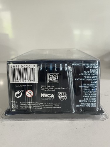 NECA Aliens Lt Ellen Ripley Bomber Jacket Figure Series 12 2017 - SEALED NEW - Picture 4 of 4