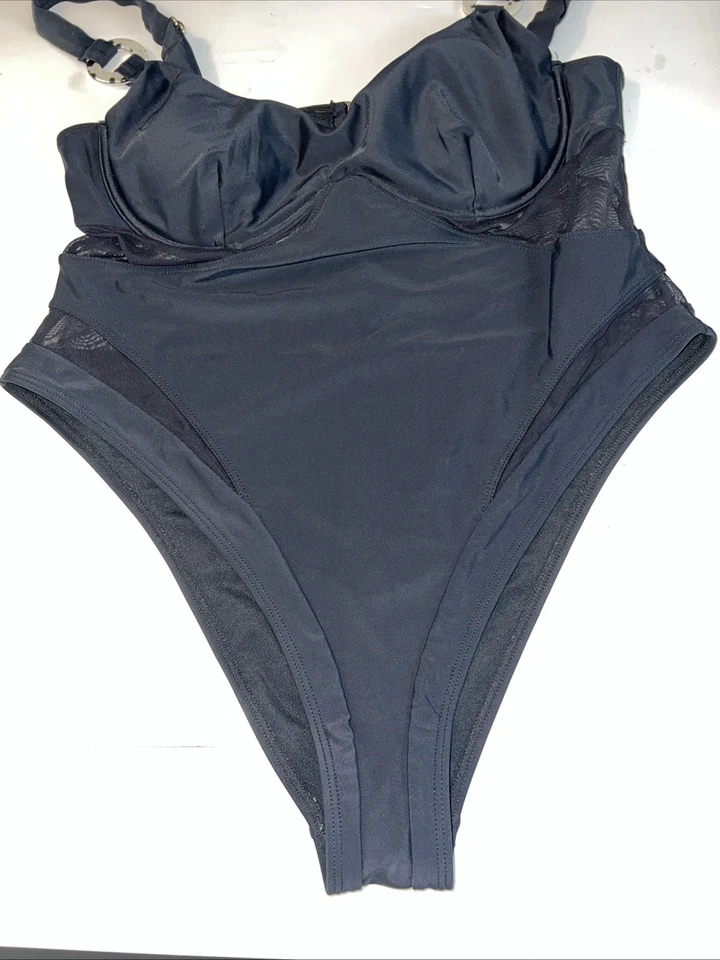 Traje de baño River Island de una pieza negro talla 14 cintura alta con aros  Foto 4 de 4