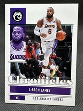 2021-22 Panini Chronicles Green Foil LeBron James #4 Los Angeles Lakers
