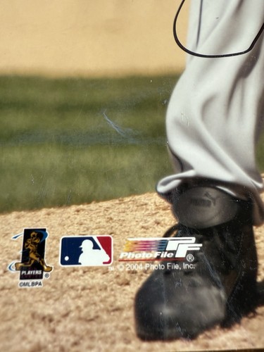 EDDIE GUARDADO MLB Seattle Mariners Auto Autographed Signed 8x10 Photo - Picture 2 of 7