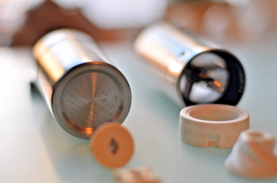 Molinillo de café manual japonés Porlex alto II acero inoxidable cerámico rebabas nuevo Foto 2 de 4