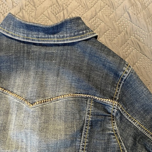 Clash Womens Jean Jacket Sz M Distressed Grommets Details Y2K Grunge Streetwear - Picture 7 of 18