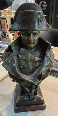 BUSTE SCULPTURE NAPOLEON EN REGULE DE PABLO RIGUAL - Photo 1/4