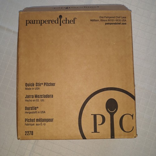 NEW Pampered Chef Quick Stir 2 QT Mixing Pitcher #2278 USA MADE - Picture 8 of 10